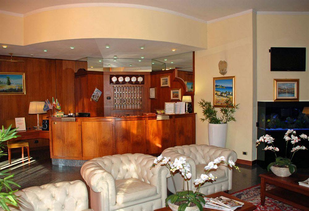 Certosa Hotel Milán Exterior foto